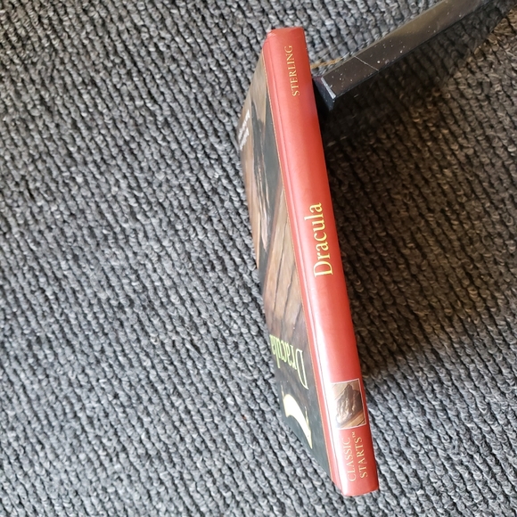 Classic Starts "Dracula" By Bram Stoker Tania Zamorsky New - Picture 3 of 9